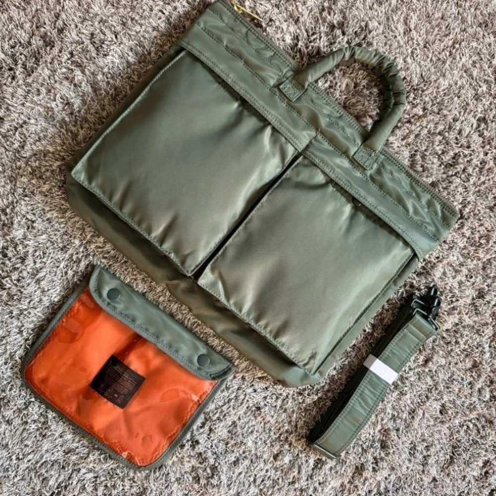 Luxury Tanker Short Helmet Bag - Women Hand Bags For Office recension och pris