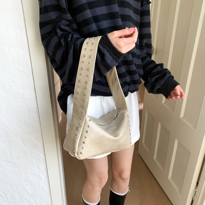 Original Design Rivet Soft Lea - Women Bags 2026 Trends recension och pris